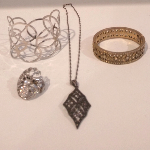 4 piece jewelry combo set. - Picture 4 of 5